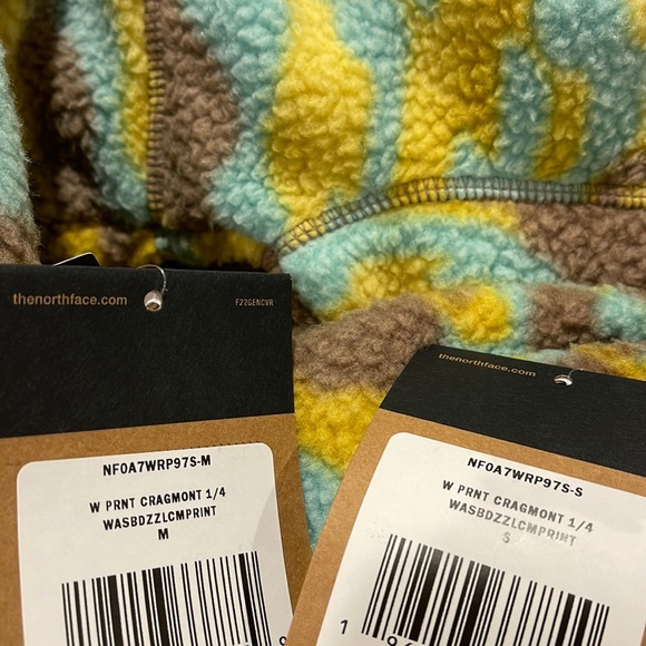 NWT North Face Printed Cragmont 1/4-Snap Fleece - Picture 3 of 6